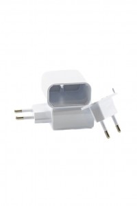 Тайник Mobile Charger Stash