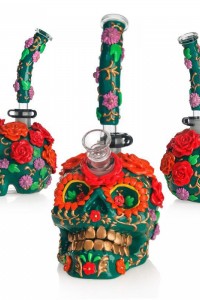 Стеклянный бонг Skull Mexican 25см
