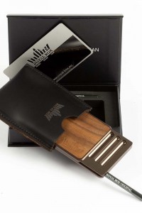 Royal Box Wood Snuff Box with Tube olive brown Royal Box Wood Snuff Box with Tube olive brown